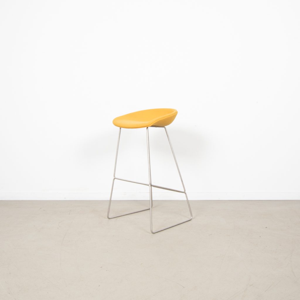 Hay AAS 39 Kruk Geel Stof – Aluminium - Image 3