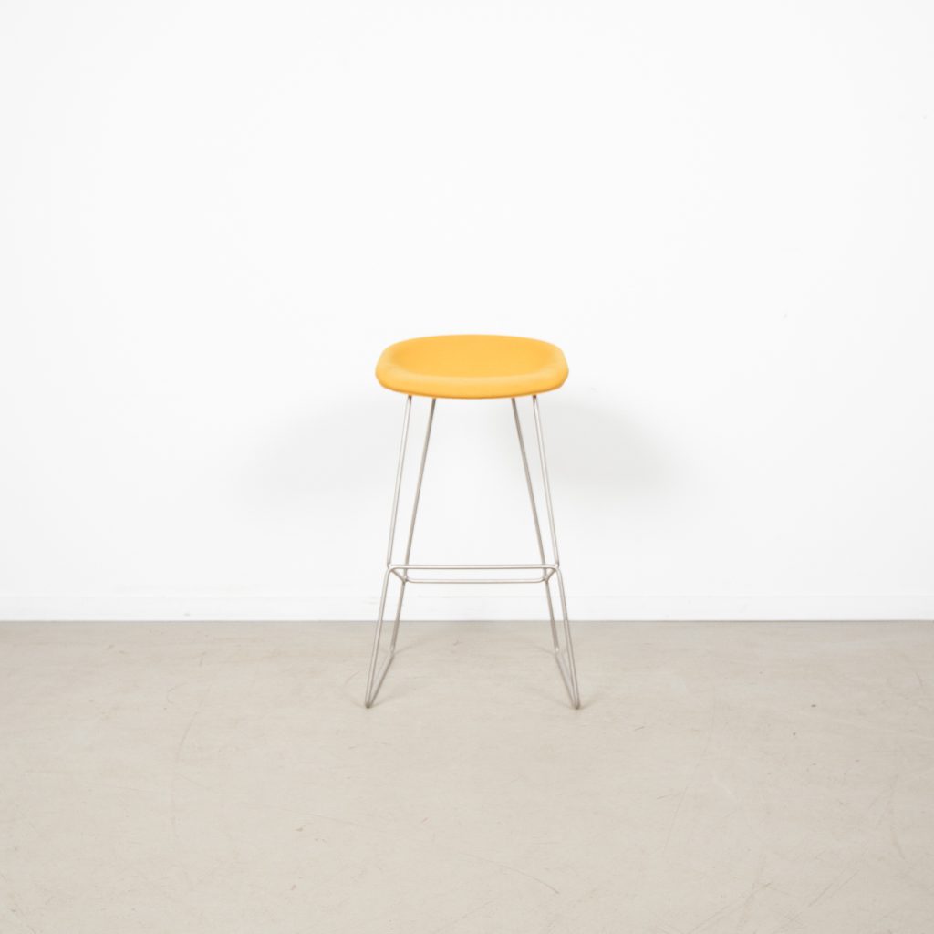 Hay AAS 39 Kruk Geel Stof – Aluminium - Image 5