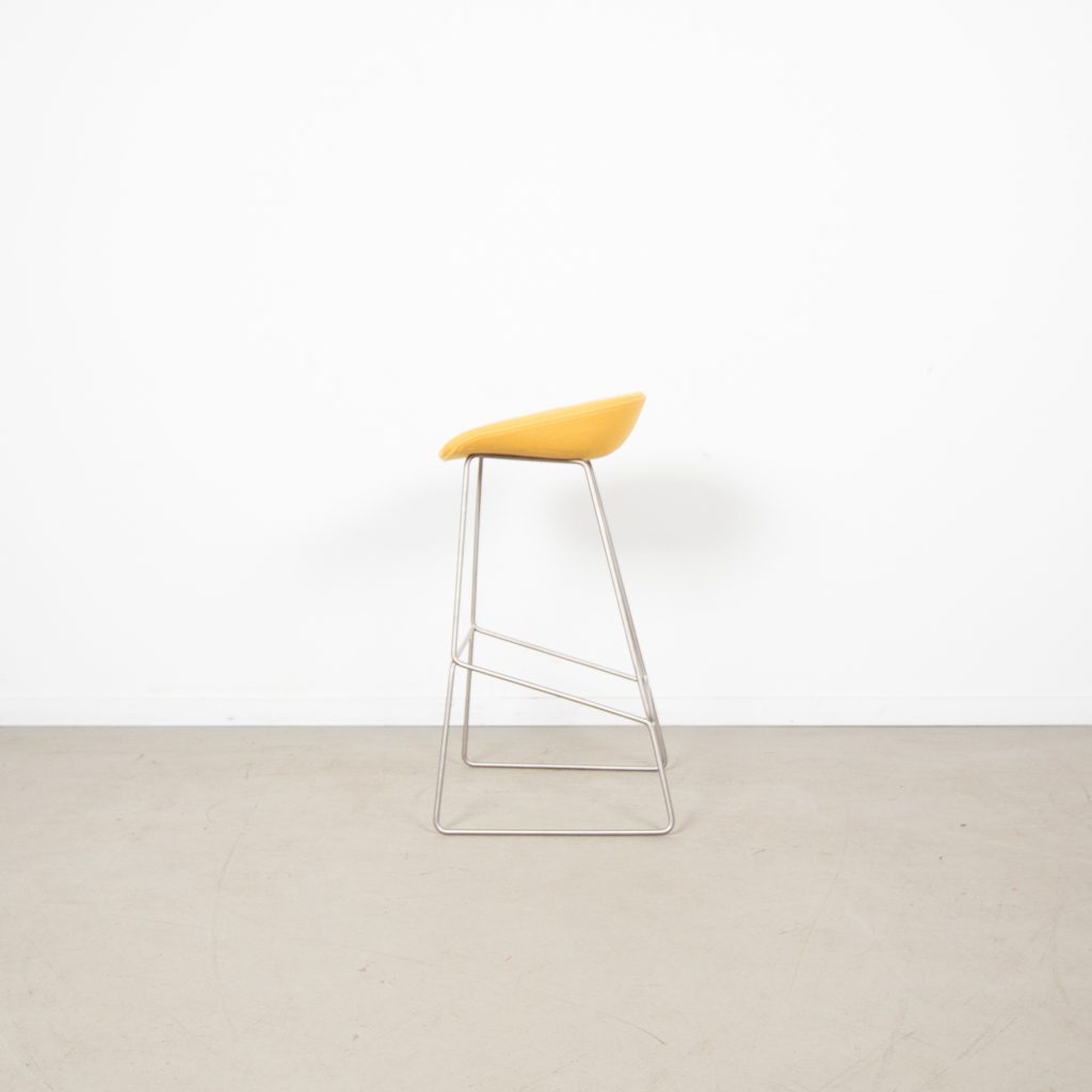 Hay AAS 39 Kruk Geel Stof – Aluminium - Image 4