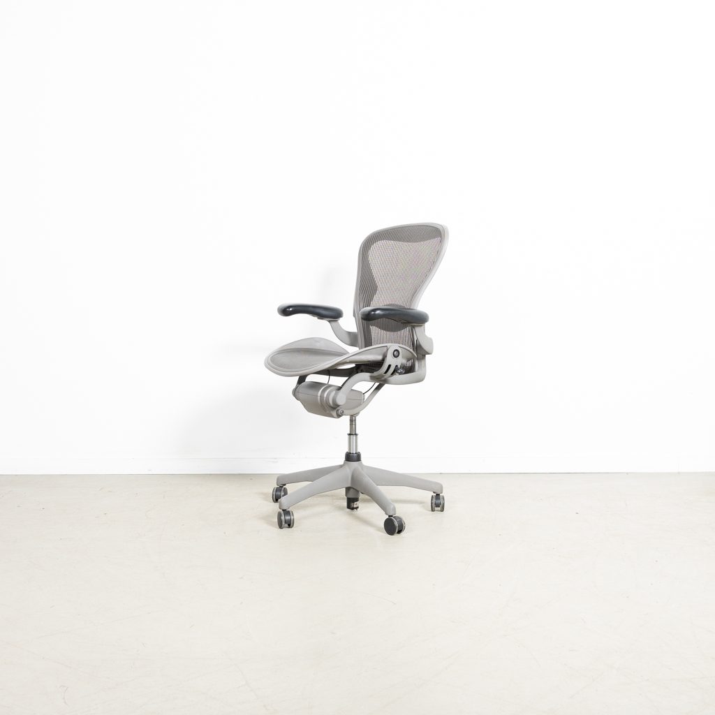 Mega Actie: Herman Miller Aeron Mineral Pellicle Maat B - Titanium - Image 3