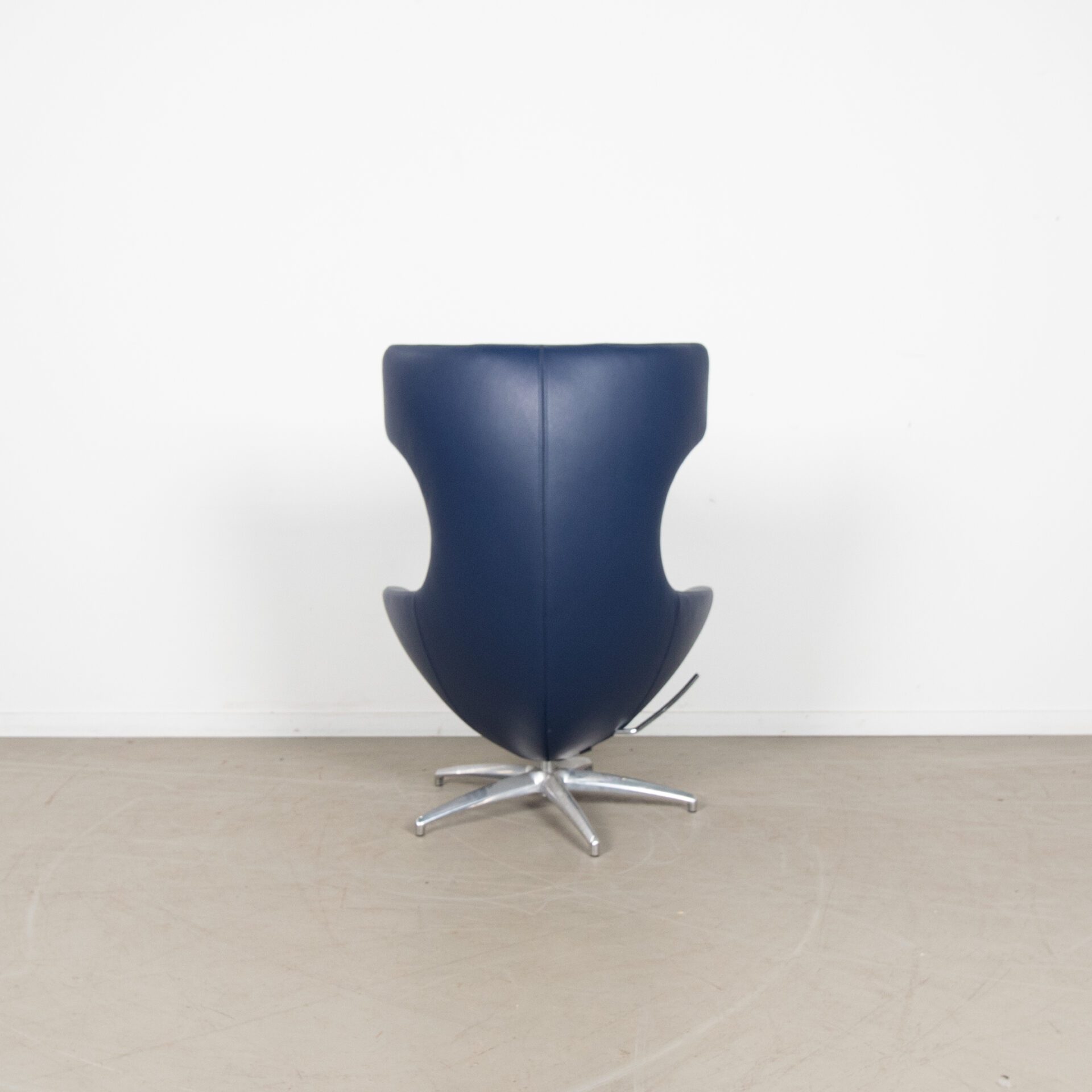 Leolux Caruzzo Fauteuil Donkerblauw Leer + Hocker - Image 5