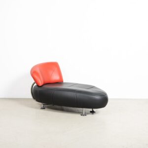 Leolux Kikko Chaise Longue Fauteuil Rood/Zwart Leer