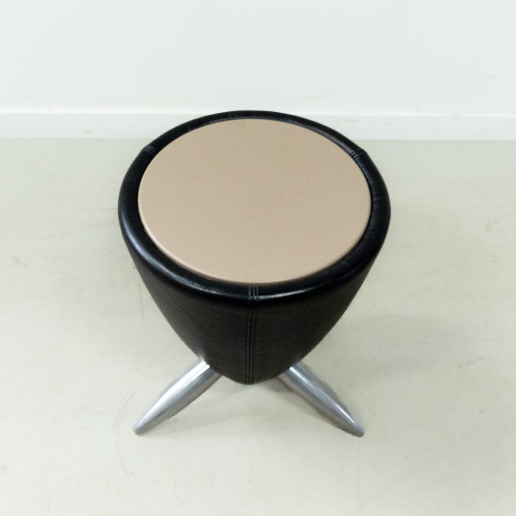 Leolux Tamtam Kruk Zwart Leer - Aluminium - Image 2