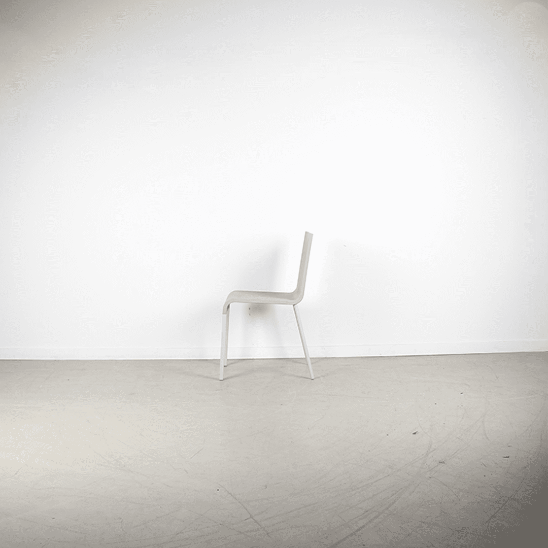 Vitra .03 Stoel Lichtgrijs Kunststof (Niet Stapelbaar) - Gepoedercoat Zilver - Image 4
