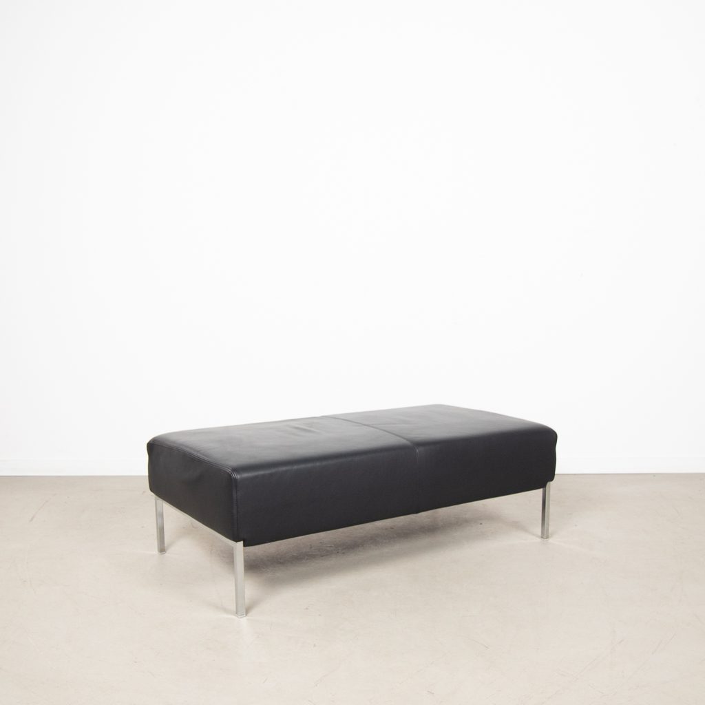 Moroso Ottoman Zwart Leer – Chroom