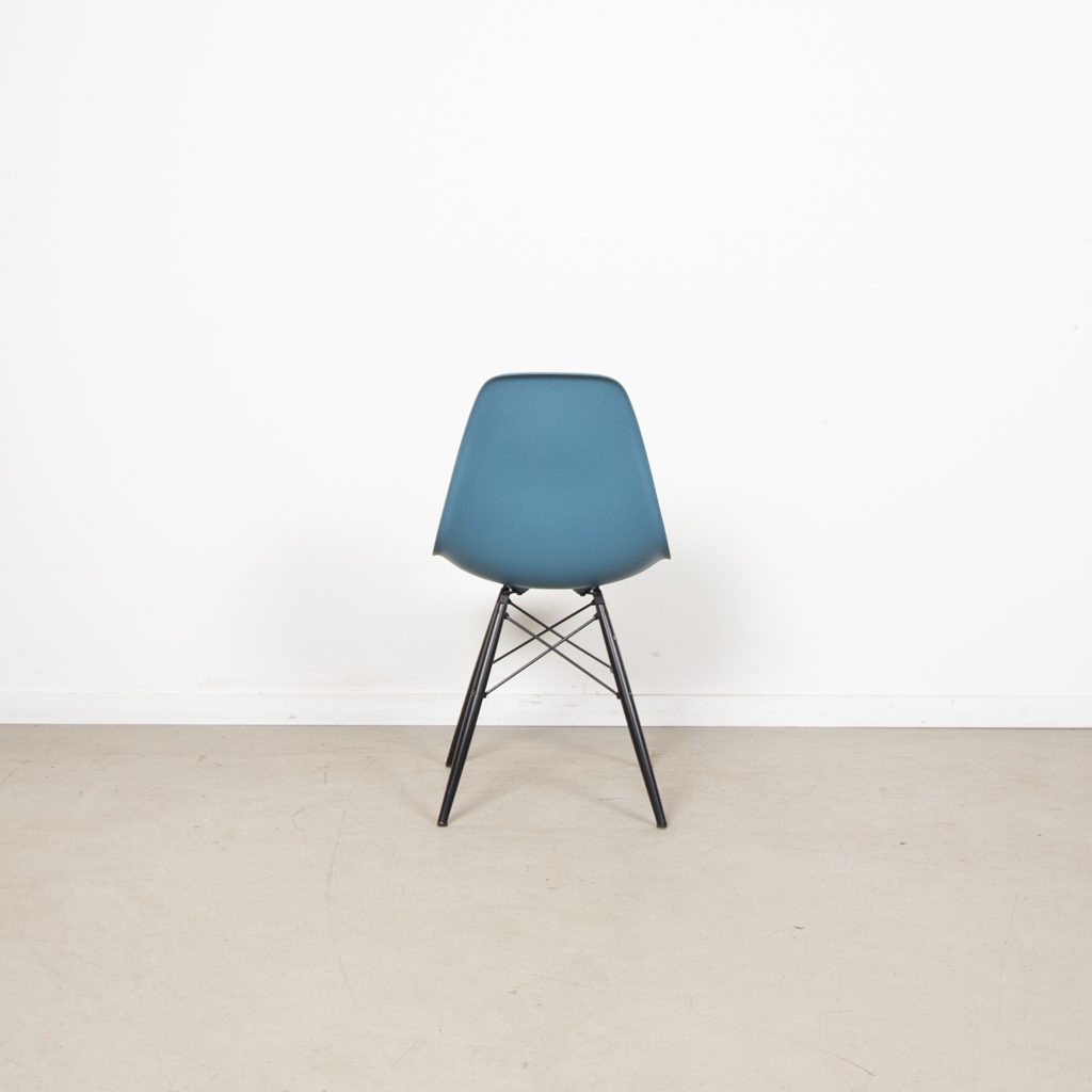 Vitra DSW Stoel Blauw Kunststof - Zwart - Image 5