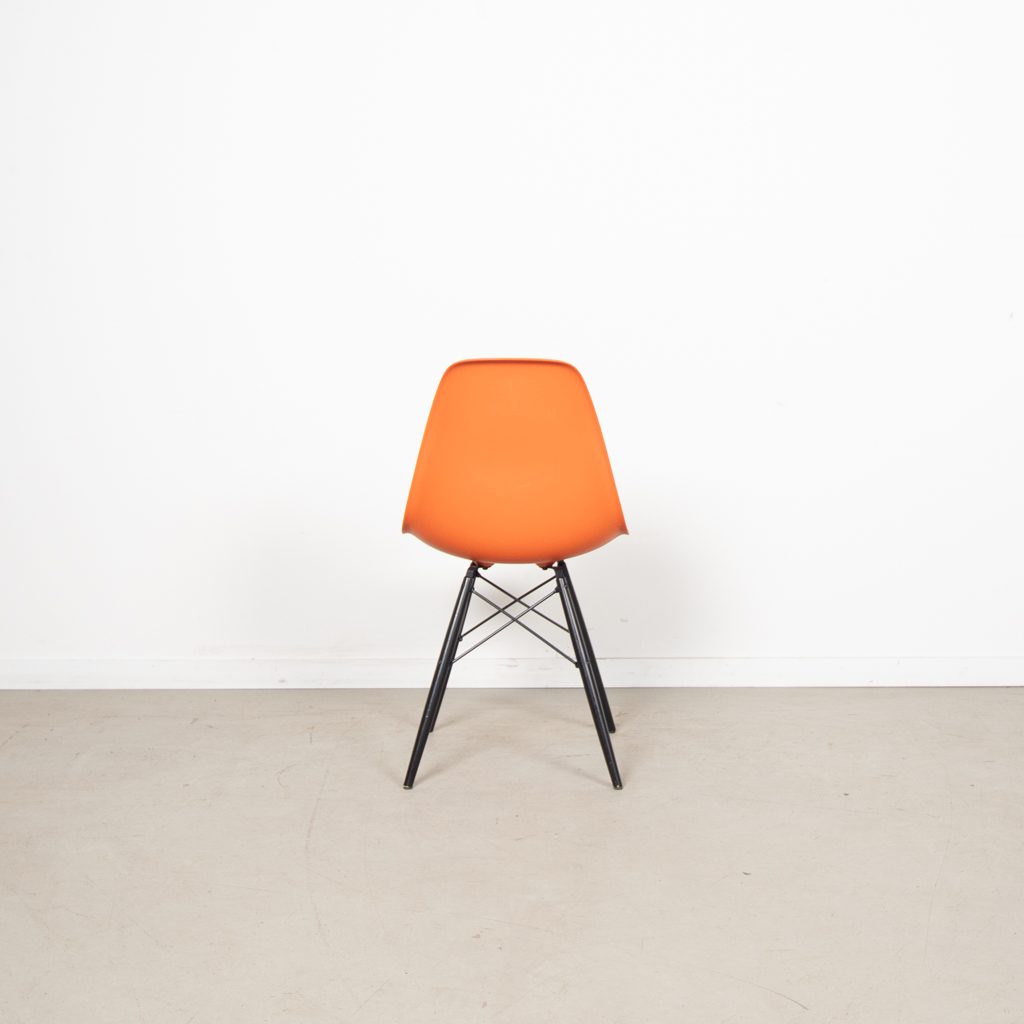 Vitra DSW Stoel Oranje Kunststof - Zwart - Image 5