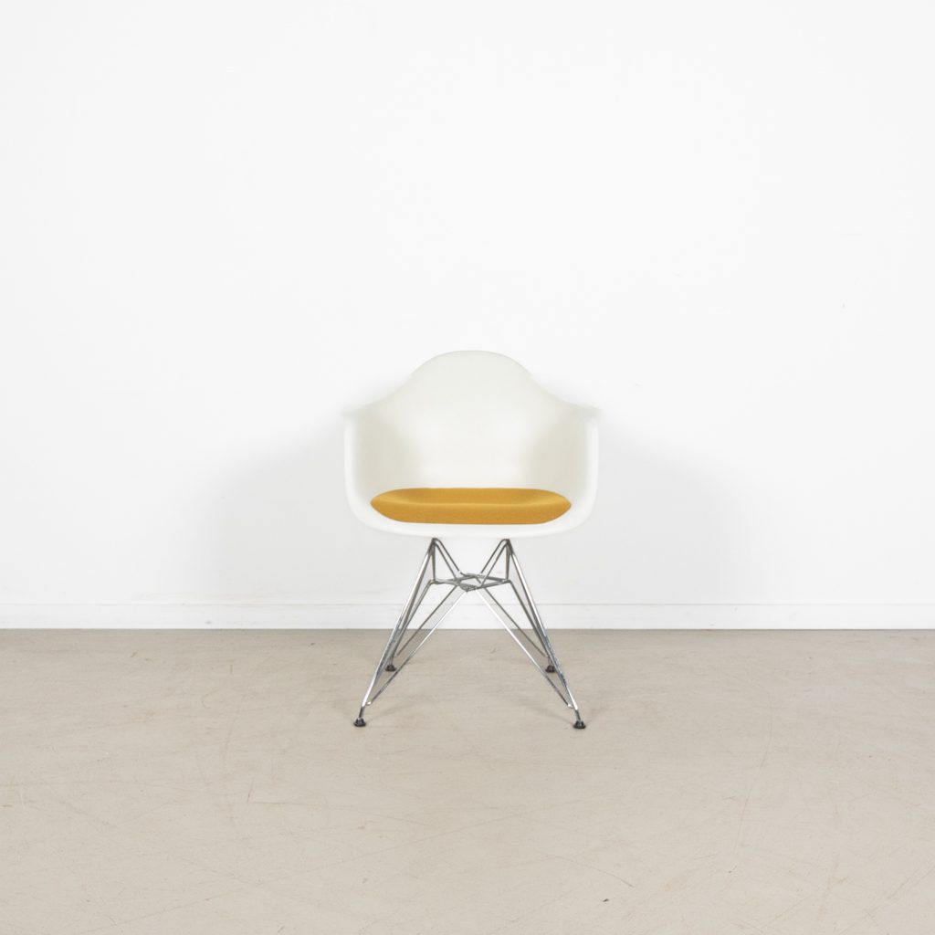Vitra Eames DAR Stoel Wit/Geel Kunststof/Stof - Chroom - Image 2