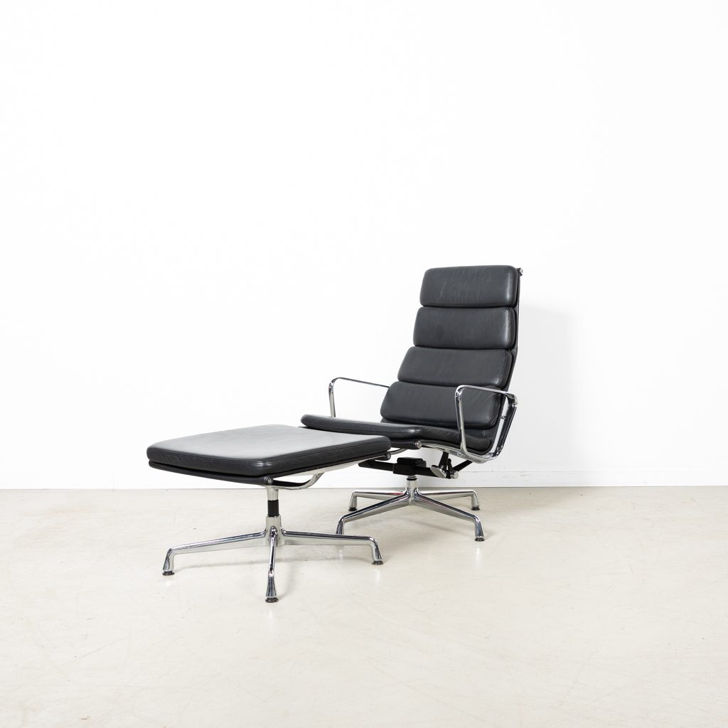 Vitra Eames EA 222 Fauteuil Zwart Leer + EA223 Hocker - Image 3