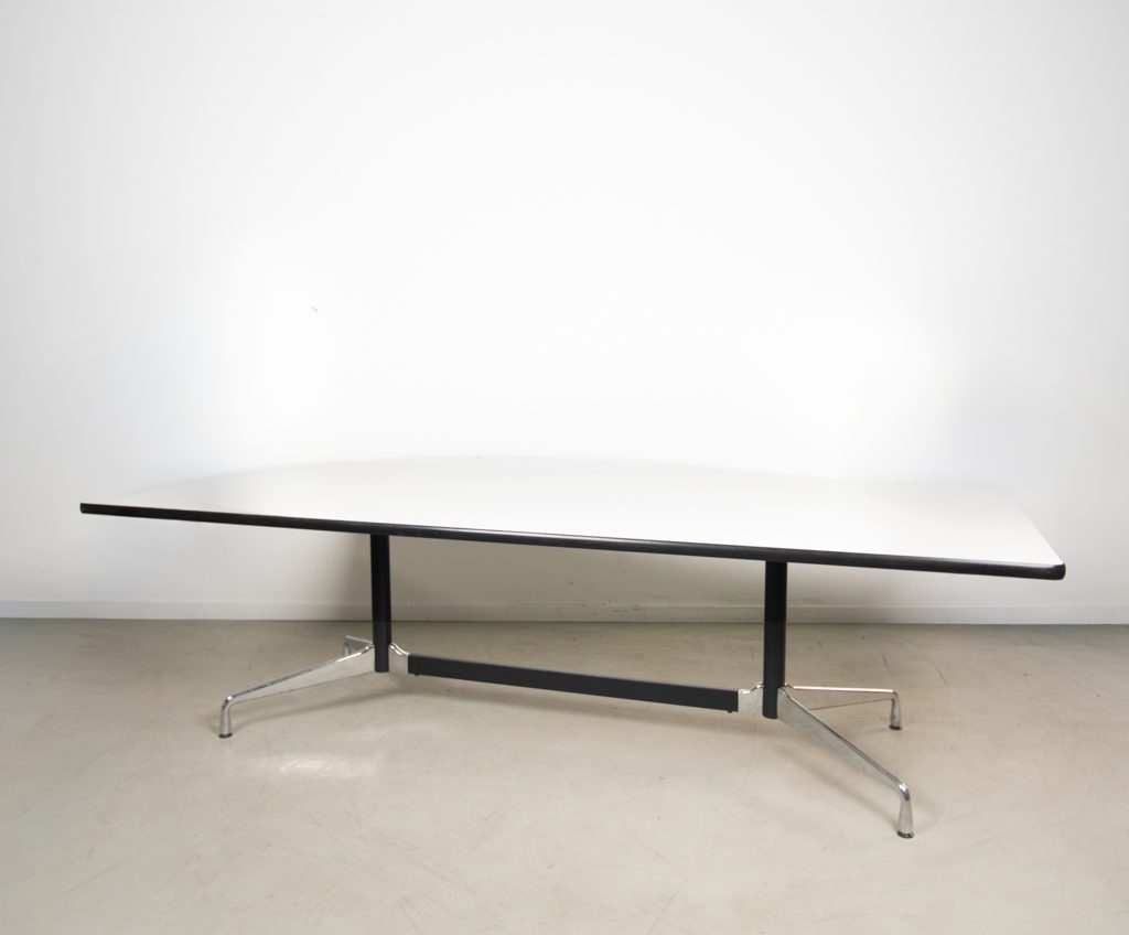 Vitra Segmented Table Tafel Wit Kunststof 240 cm - Chroom - Image 3