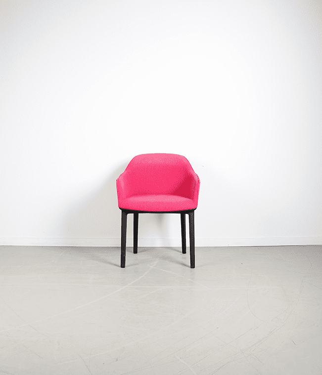 Vitra Softshell Stoel Roze Stof – Zwart - Image 2