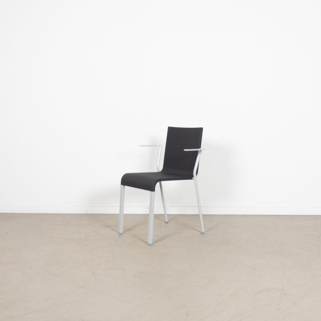 Vitra .03 Stoel Donkergrijs Kunststof (Stapelbaar) - Gepoedercoat Zilver - Image 4