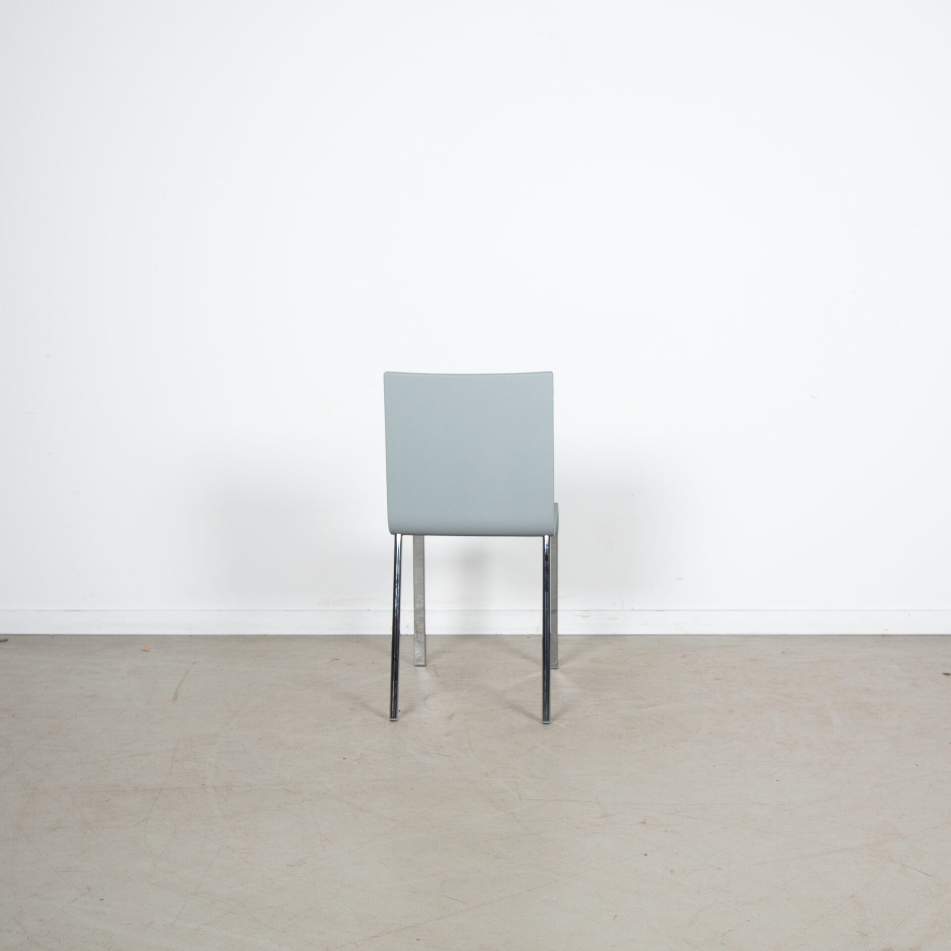 Vitra .03 Stoel Grijs Kunststof (Niet Stapelbaar) - Chroom - Image 5