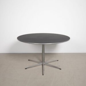 Fritz Hansen A825 Tafel Grijs Fenix laminaat - Aluminium