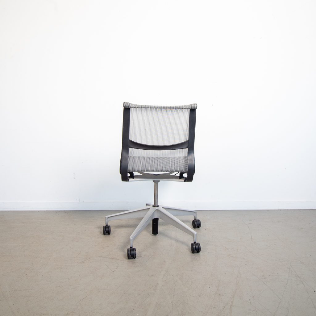 Herman Miller Setu Bureaustoel Grijs Lyris 2 - Graphite - Image 4