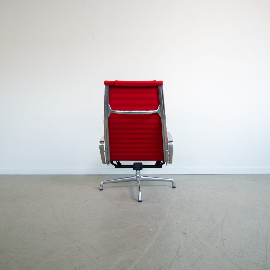 Vitra Eames EA 124 Fauteuil Rood Hopsak - Aluminium - Image 2
